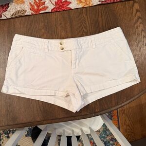 VTG American Eagle Outfitters Y2K white cotton low rise short  shorts. Size 10